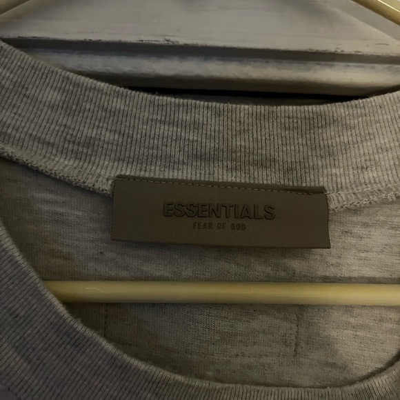 Light oatmeal Fear of god t-shirt size Large - Picture 3 of 8